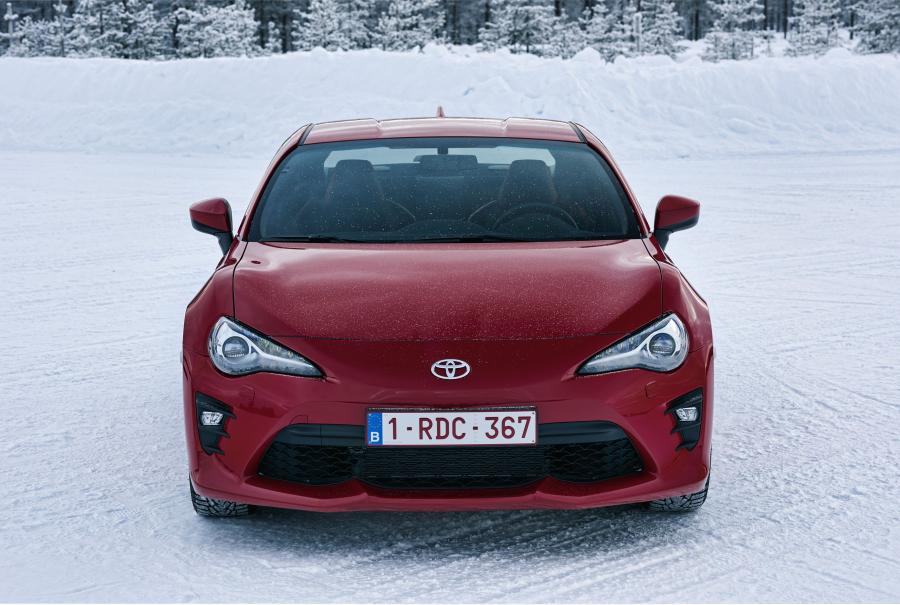  Toyota GT 86 2016 года  (WW) (фото 19 из 33)